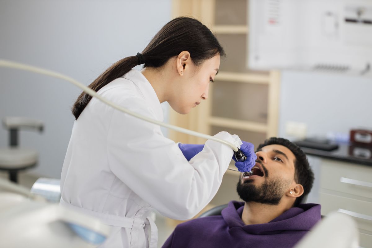 dental checkup with a dentist in Silver Spring