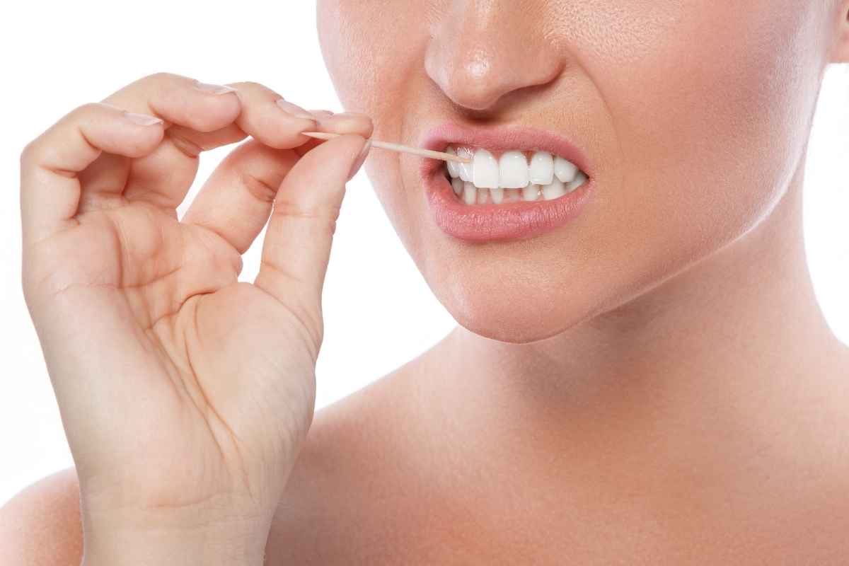 Toothpicks effects on teeth and gums -Advice for Silver Spring dentist
